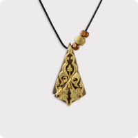 گردنبند چوبی طرح رد و تمنا