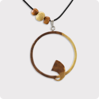 گردنبند چوبی طرح گاه فراموشی کد 02